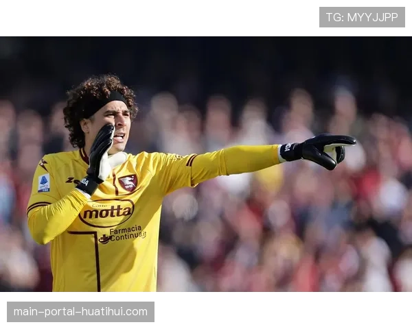 萨勒尼塔纳发布赛前报告,重点关注对手佛罗伦萨的中场覆盖跑动热点